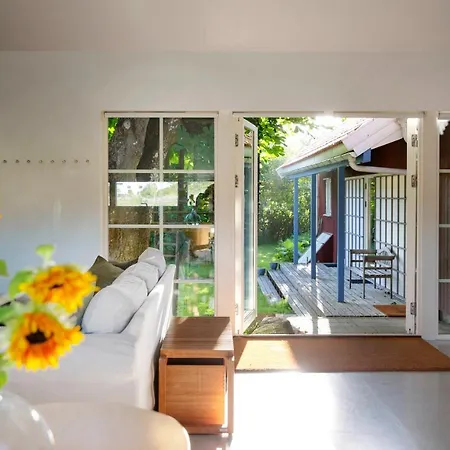 Solbakke Hvaler - Modern Close To Sea *